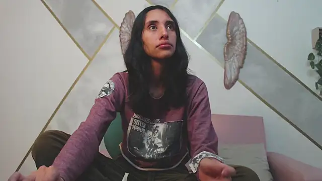 Snapshot of RoxanaCyrano_ chatting on 21, 2, 2025 RoxanaCyrano online show from 21, 2, 2025