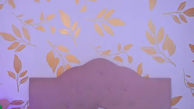 Snapshot of alix_bay chatting on 24, 9, 2025 alix bay online show from 24, 9, 2025
