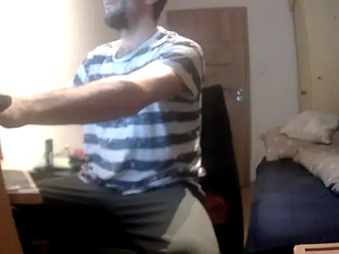 Snapshot of matejk chatting on 31, 10, 2025 matejk online show from 31, 10, 2025