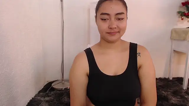 Snapshot of _Kim__M chatting on 20, 12, 2024 Kim M online show from 20, 12, 2024