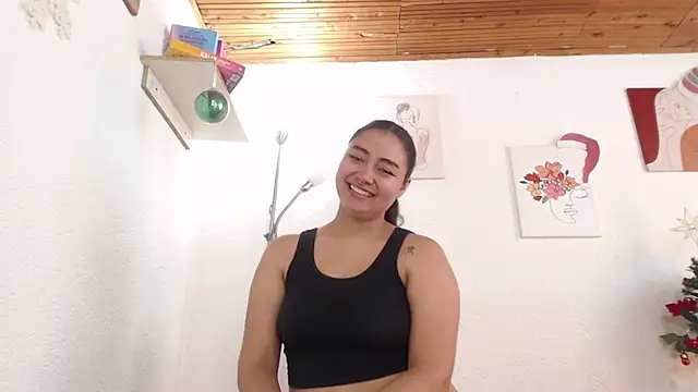 Snapshot of _Kim__M chatting on 20, 12, 2024 Kim M online show from 20, 12, 2024