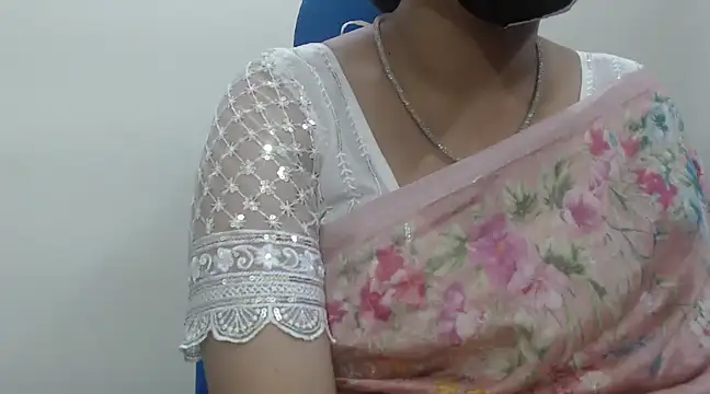 Lovely Siri 23 online show from 24, 1, 2025