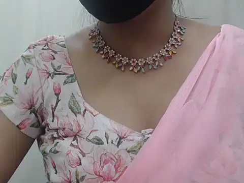 Lovely Siri 23 online show from 29, 3, 2026