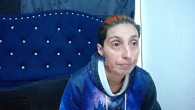 Snapshot of anyu1306 chatting on 13, 12, 2024 anyu1306 online show from 13, 12, 2024