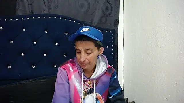 Snapshot of anyu1306 chatting on 2, 3, 2025 anyu1306 online show from 2, 3, 2025