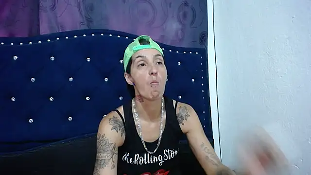 Snapshot of anyu1306 chatting on 13, 3, 2025 anyu1306 online show from 13, 3, 2025