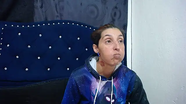 Snapshot of anyu1306 chatting on 22, 3, 2025 anyu1306 online show from 22, 3, 2025