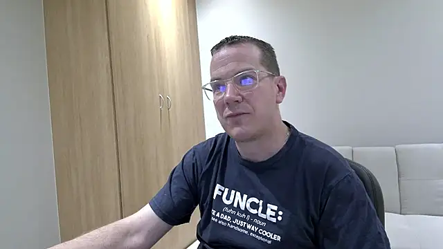 BrettJ81 online show from 14, 10, 2025