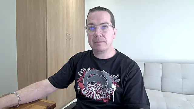 Snapshot of BrettJ81 chatting on 2, 5, 2026 BrettJ81 online show from 2, 5, 2026