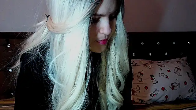 Snapshot of Sara4uu chatting on 14, 9, 2025 Sara4uu online show from 14, 9, 2025