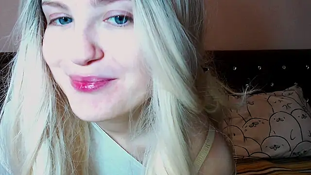 Snapshot of Sara4uu chatting on 1, 12, 2025 Sara4uu online show from 1, 12, 2025