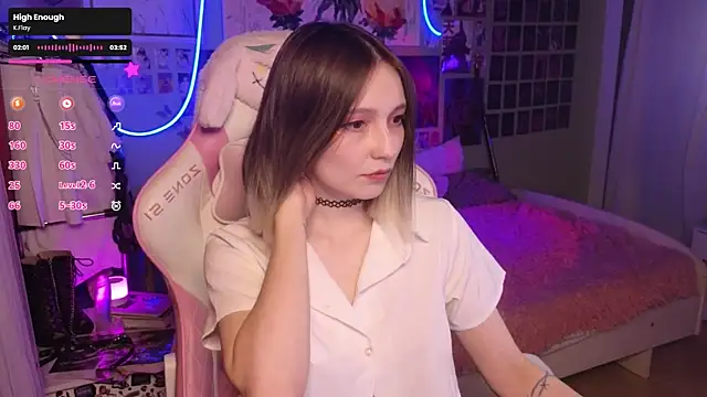 Evie Ro online show from 17, 10, 2025