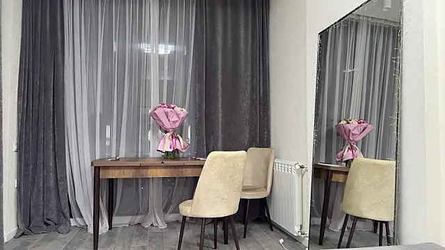 mommy nadin online show from 10, 3, 2026