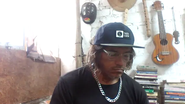 Snapshot of kvr27 chatting on 23, 4, 2026 kvr27 online show from 23, 4, 2026