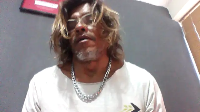 Snapshot of kvr27 chatting on 14, 5, 2026 kvr27 online show from 14, 5, 2026
