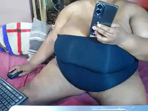 Snapshot of CandyBoobsXx chatting on 16, 1, 2025 CandyBoobsXx online show from 16, 1, 2025