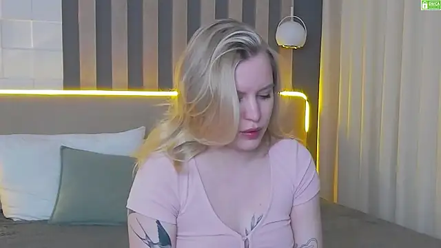 Snapshot of AmaliaBell chatting on 14, 5, 2026 AmaliaBell online show from 14, 5, 2026