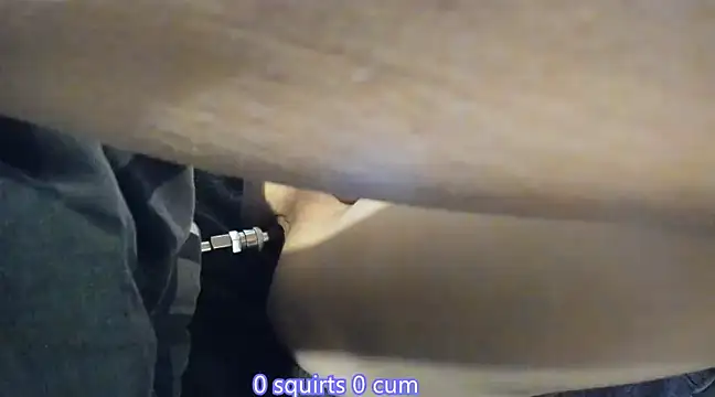 Snapshot of -sluttyass- chatting on 14, 1, 2025 -sluttyass- online show from 14, 1, 2025