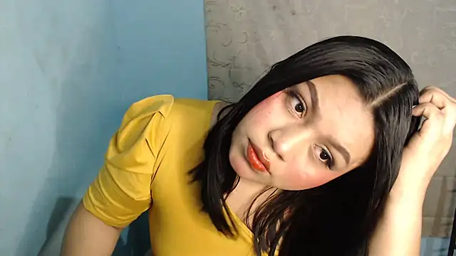 Snapshot of Candy_chloee chatting on 11, 10, 2025 Candy chloee online show from 11, 10, 2025