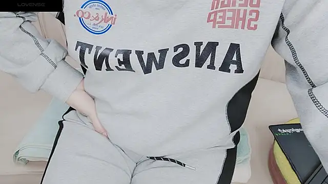 Snapshot of Sophie_Secret chatting on 18, 1, 2025 Sophie Secret online show from 18, 1, 2025