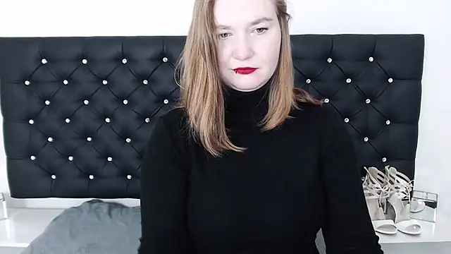 LaraDream online show from 11, 2, 2025