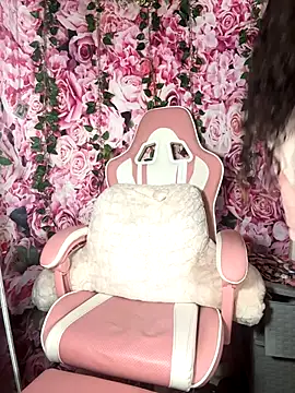 mismialove online show from 29, 10, 2025