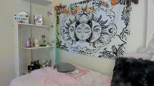 Snapshot of Laughing_Naty chatting on 23, 9, 2025 Laughing Naty online show from 23, 9, 2025