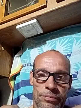 lelandm77 online show from 17, 4, 2026